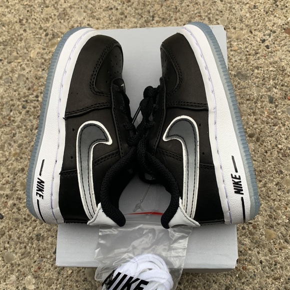 NEW Rare Airforce 1 “True to 7”  Colin Kaepernick Size 6C - Picture 10 of 13